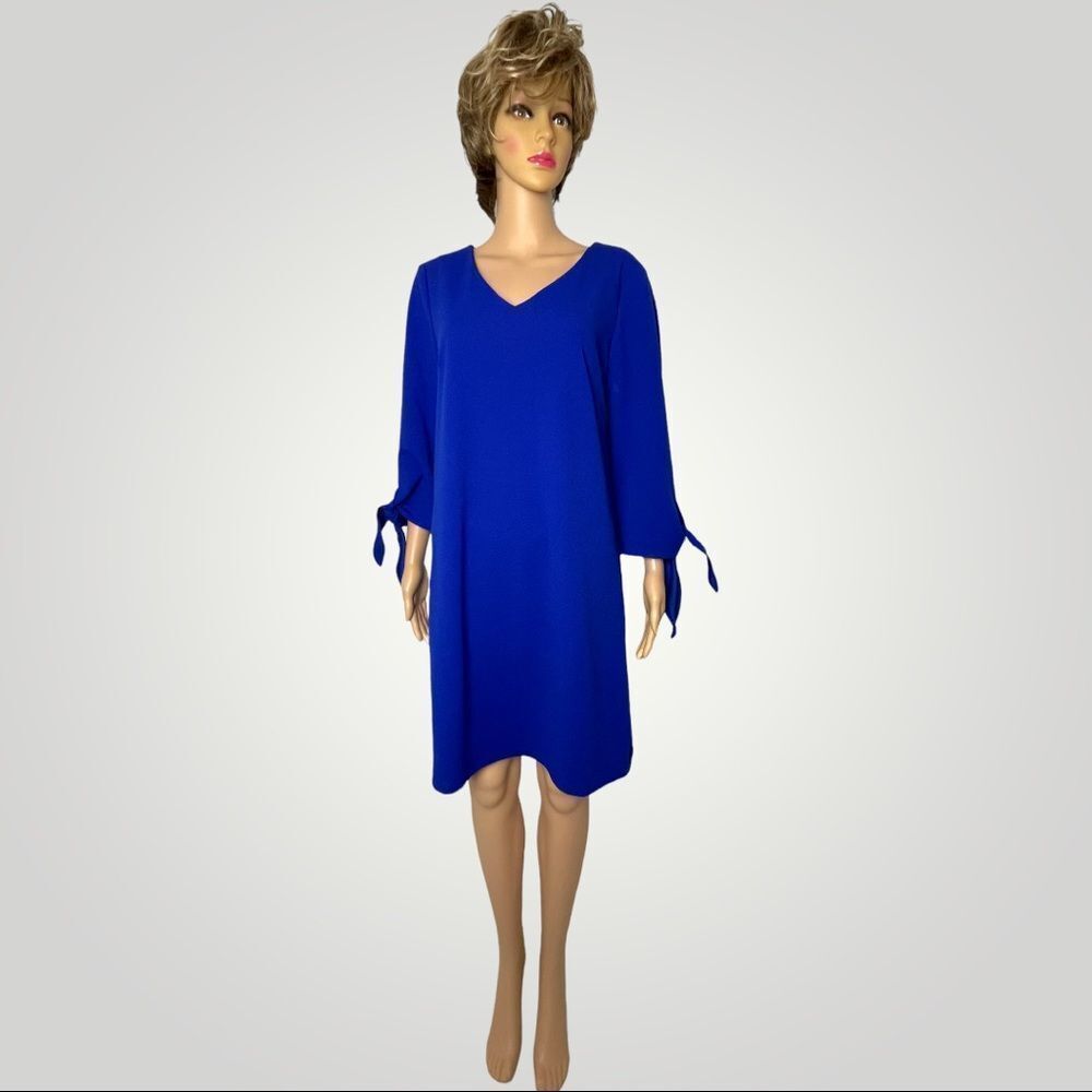 🔴 Ronni Nicole Royal Blue Long Sleeve Sheath Dress
